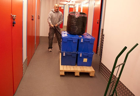 Self storage